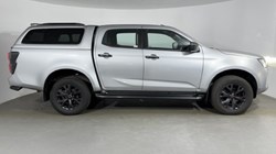 2023 (23) ISUZU COMMERCIAL D-MAX 1.9 V-Cross Double Cab 4x4 Auto 5249860