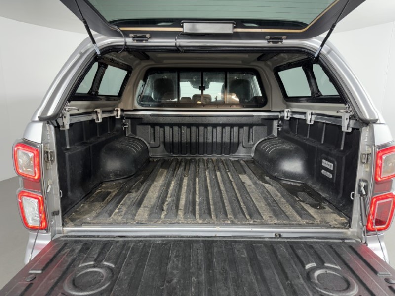 2023 (23) ISUZU COMMERCIAL D-MAX 1.9 V-Cross Double Cab 4x4 Auto 5249804