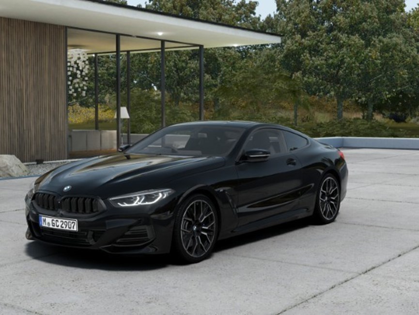 BMW 8 SERIES