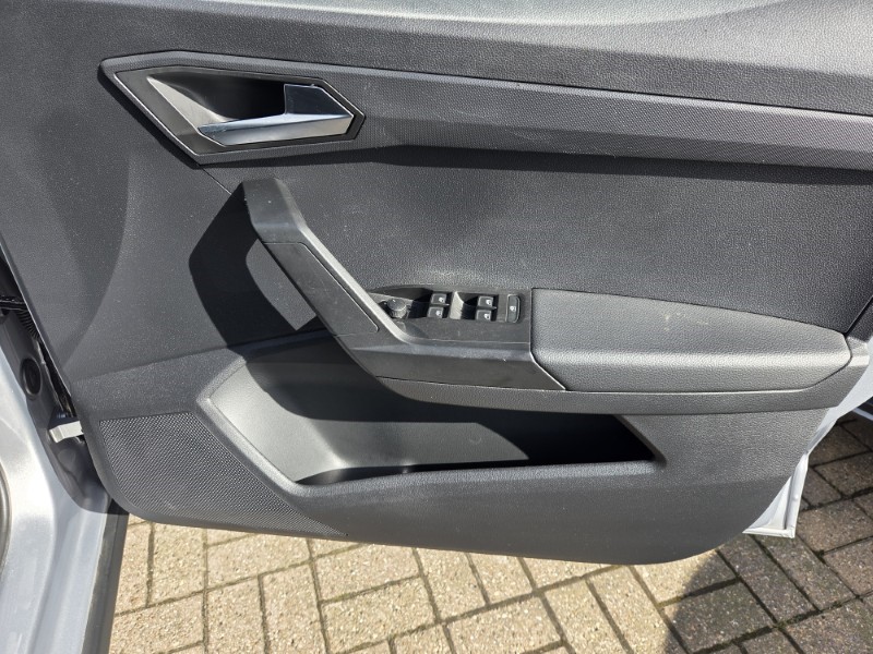 2022 (22) SEAT ARONA 1.0 TSI 110 SE Technology 5dr DSG 5255990