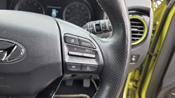2019 (19) HYUNDAI KONA 1.0T GDi Blue Drive Premium SE 5dr 5263735