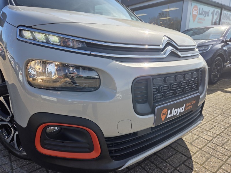 2022 (22) CITROEN BERLINGO 1.2 PureTech 130 Flair XTR M 5dr EAT8 5261573