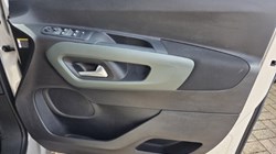 2022 (22) CITROEN BERLINGO 1.2 PureTech 130 Flair XTR M 5dr EAT8 5261591