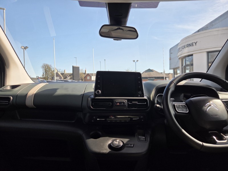 2022 (22) CITROEN BERLINGO 1.2 PureTech 130 Flair XTR M 5dr EAT8 5261586