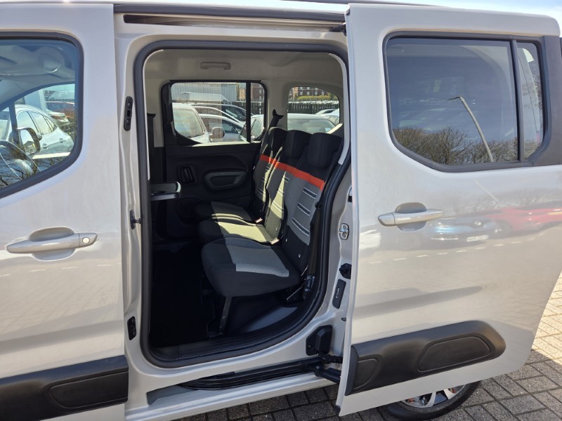 2022 (22) CITROEN BERLINGO 1.2 PureTech 130 Flair XTR M 5dr EAT8 5261585