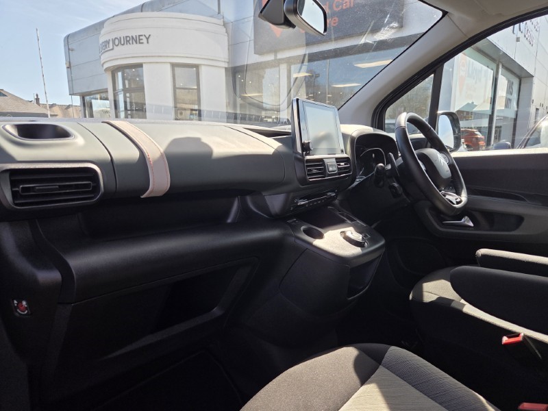 2022 (22) CITROEN BERLINGO 1.2 PureTech 130 Flair XTR M 5dr EAT8 5261589