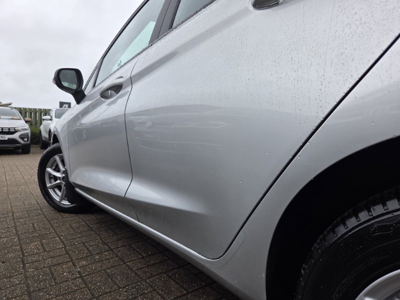 2019 (69) FORD FIESTA 1.1 Zetec 5dr 5271384