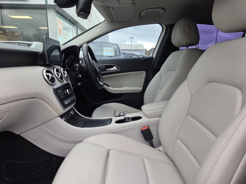 2016 (66) MERCEDES-BENZ A CLASS A180d Sport 5dr Auto 5257944