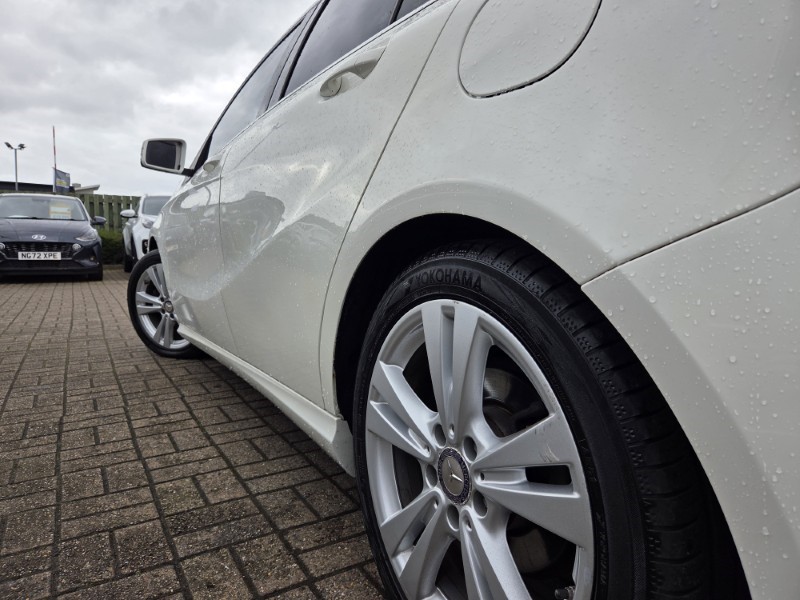 2016 (66) MERCEDES-BENZ A CLASS A180d Sport 5dr Auto 5257925