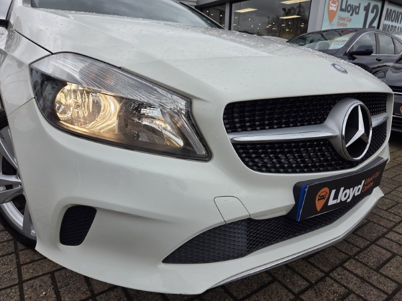2016 (66) MERCEDES-BENZ A CLASS A180d Sport 5dr Auto 5257923