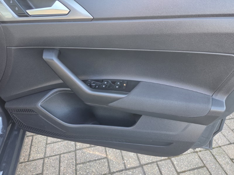 2020 (69) VOLKSWAGEN POLO 1.0 TSI 95 SE 5dr 5261869