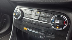 2020 (70) FORD PUMA 1.0 EcoBoost Titanium 5dr 5290238