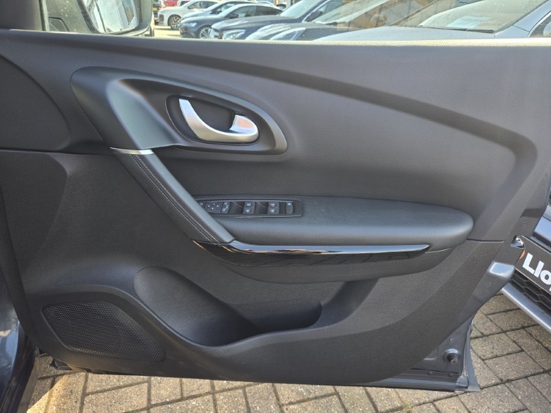 2019 (69) RENAULT KADJAR 1.3 TCE Iconic 5dr 5283304