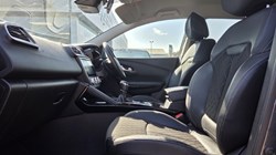 2019 (69) RENAULT KADJAR 1.3 TCE Iconic 5dr 5283301