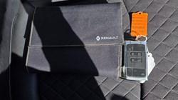 2019 (69) RENAULT KADJAR 1.3 TCE Iconic 5dr 5283319