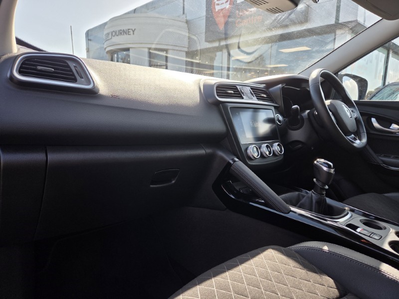 2019 (69) RENAULT KADJAR 1.3 TCE Iconic 5dr 5283300