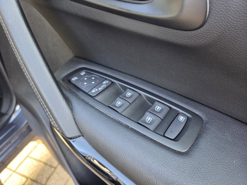 2019 (69) RENAULT KADJAR 1.3 TCE Iconic 5dr 5283305