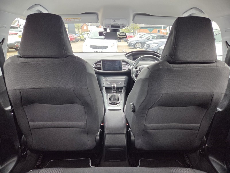 2020 (70) PEUGEOT 308 1.5 BlueHDi 130 Allure 5dr [Digital i-Cockpit] 5291365