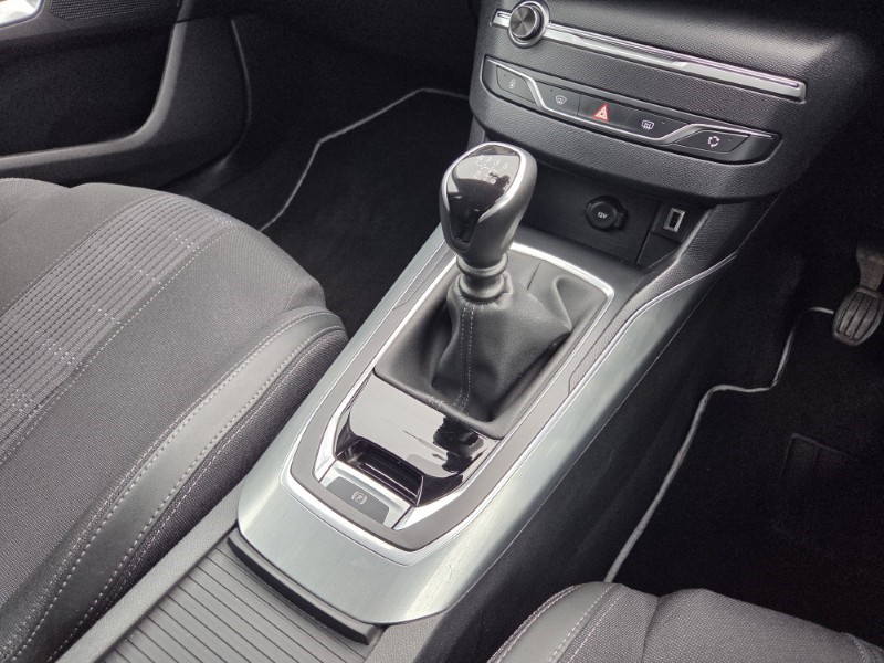 2020 (70) PEUGEOT 308 1.5 BlueHDi 130 Allure 5dr [Digital i-Cockpit] 5291380