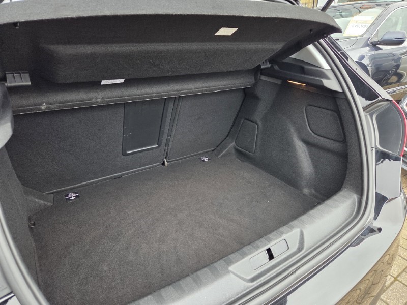 2020 (70) PEUGEOT 308 1.5 BlueHDi 130 Allure 5dr [Digital i-Cockpit] 5291363