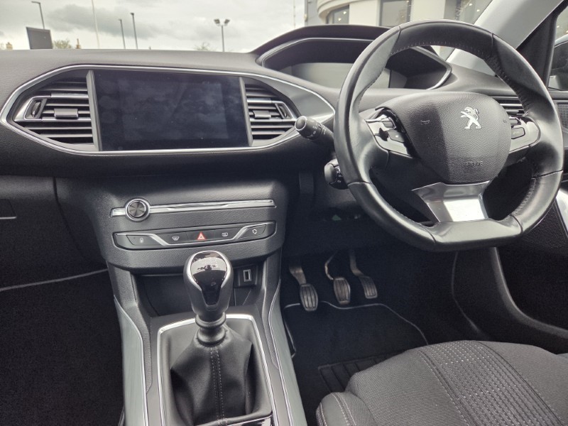 2020 (70) PEUGEOT 308 1.5 BlueHDi 130 Allure 5dr [Digital i-Cockpit] 5291370