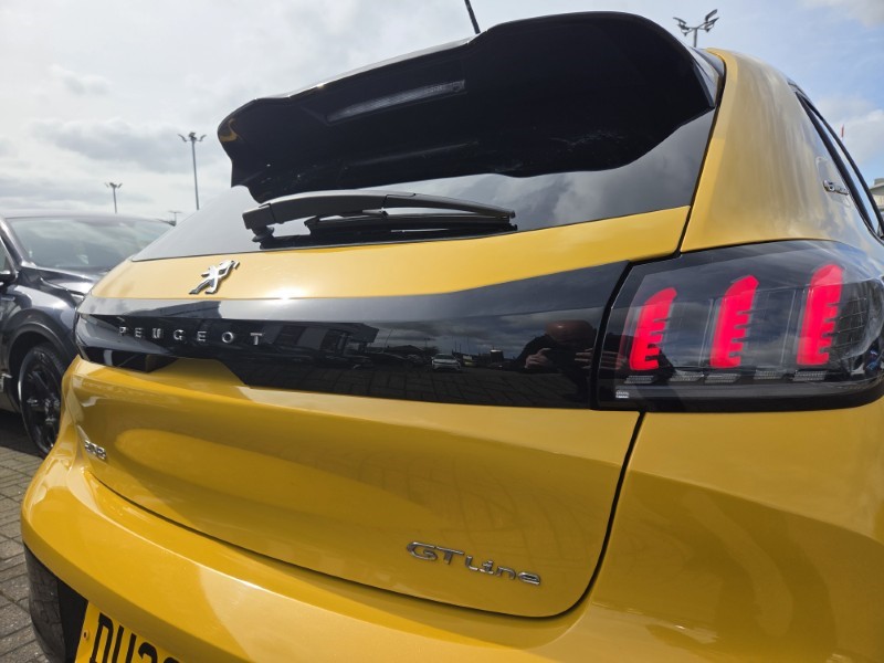 2020 (20) PEUGEOT 208 1.2 PureTech 100 GT Line 5dr EAT8 5280569