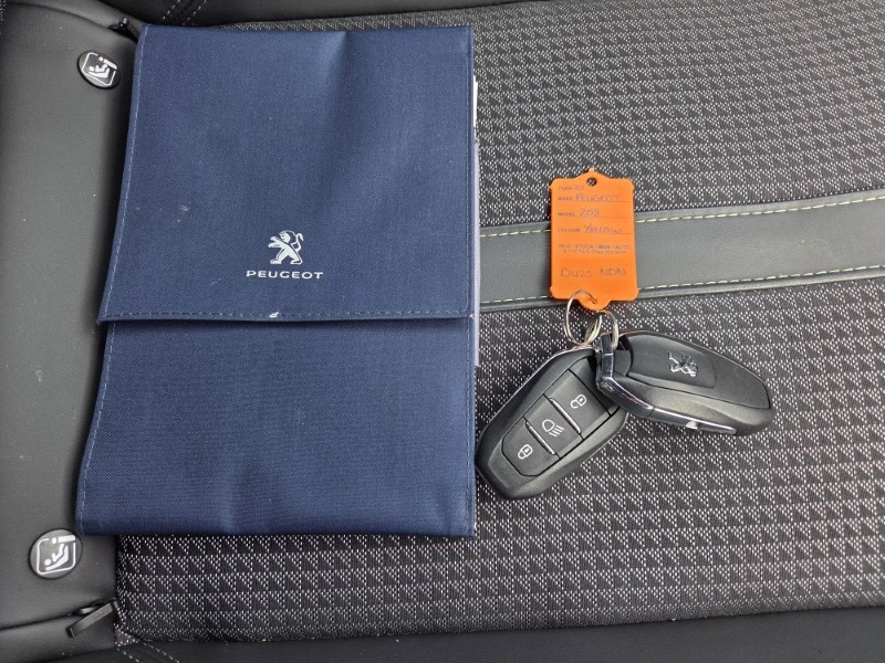 2020 (20) PEUGEOT 208 1.2 PureTech 100 GT Line 5dr EAT8 5280598