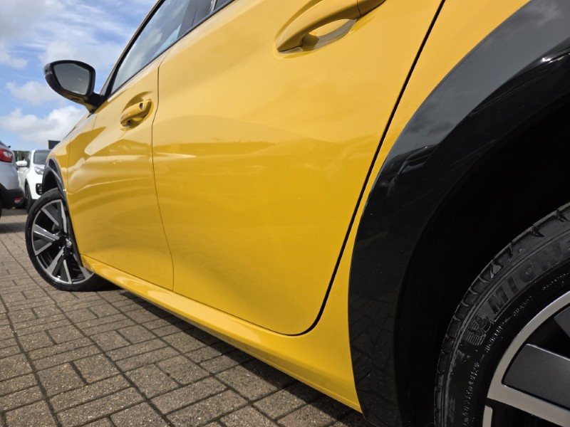 2020 (20) PEUGEOT 208 1.2 PureTech 100 GT Line 5dr EAT8 5280567