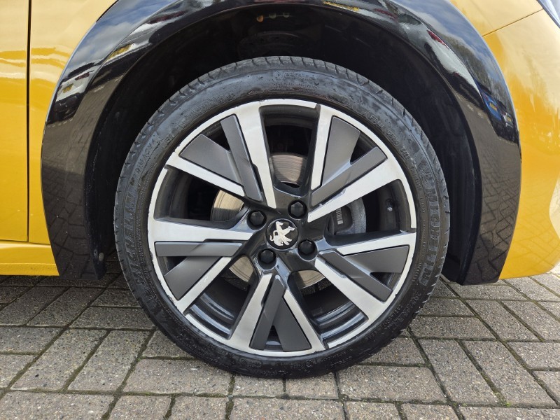 2020 (20) PEUGEOT 208 1.2 PureTech 100 GT Line 5dr EAT8 5280560