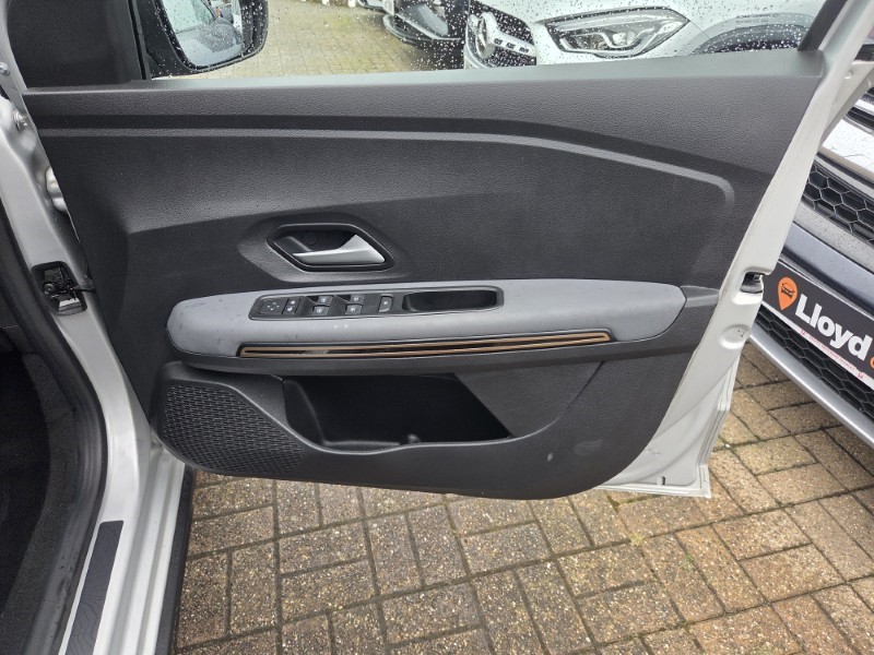 2024 (24) DACIA SANDERO STEPWAY 1.0 TCe Extreme 5dr 5273442