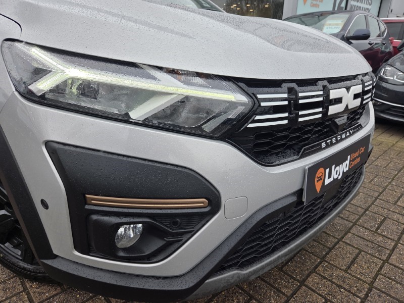 2024 (24) DACIA SANDERO STEPWAY 1.0 TCe Extreme 5dr 5273424