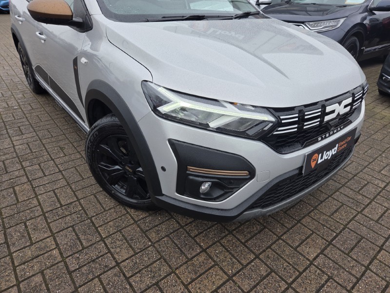 2024 (24) DACIA SANDERO STEPWAY 1.0 TCe Extreme 5dr 5273423