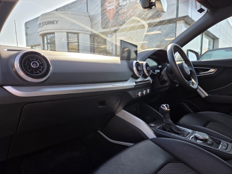 2022 (22) AUDI Q2 35 TFSI S Line 5dr S Tronic 5273674