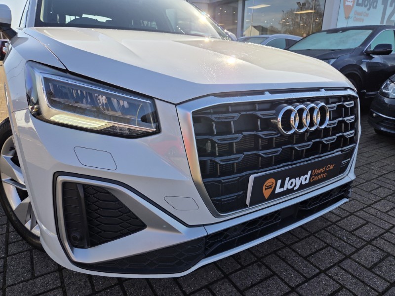 2022 (22) AUDI Q2 35 TFSI S Line 5dr S Tronic 5273657