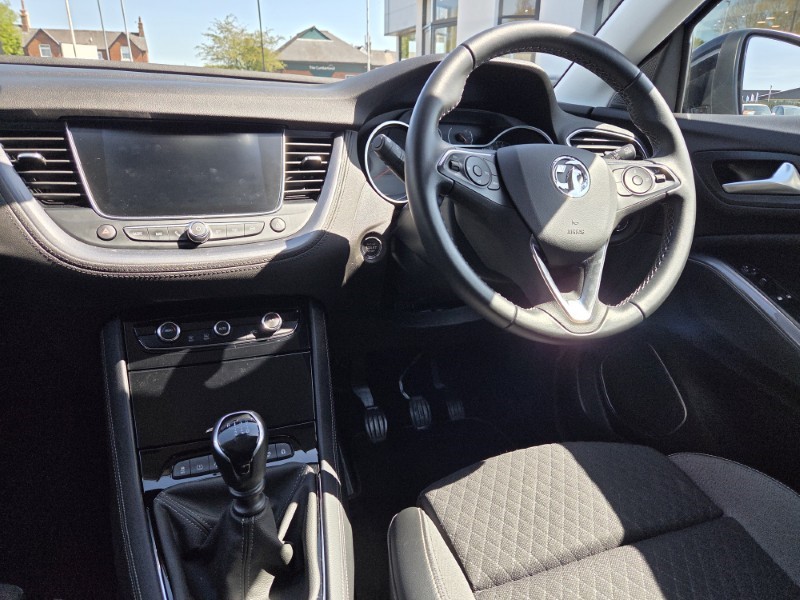 2020 (20) VAUXHALL GRANDLAND X 1.2 Turbo Griffin 5dr 5329545
