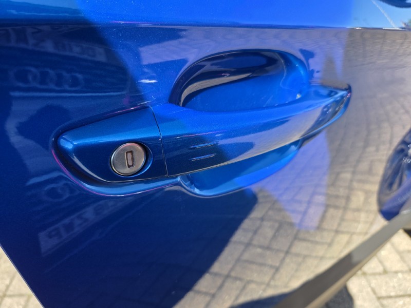 2020 (20) VAUXHALL GRANDLAND X 1.2 Turbo Griffin 5dr 5329550