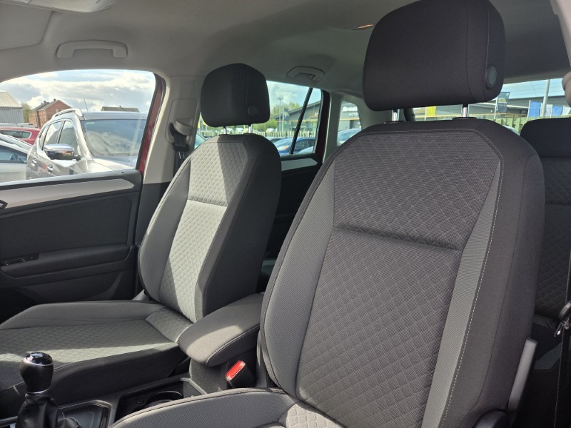 2019 (69) VOLKSWAGEN TIGUAN 2.0 TDi 150 Match 5dr 5310513