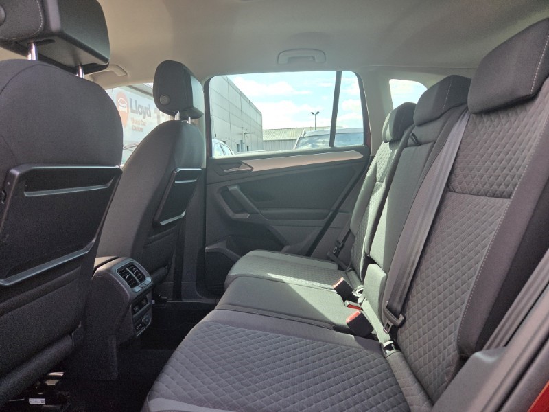 2019 (69) VOLKSWAGEN TIGUAN 2.0 TDi 150 Match 5dr 5310506
