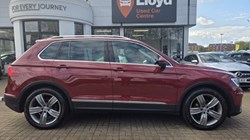 2019 (69) VOLKSWAGEN TIGUAN 2.0 TDi 150 Match 5dr 5310487