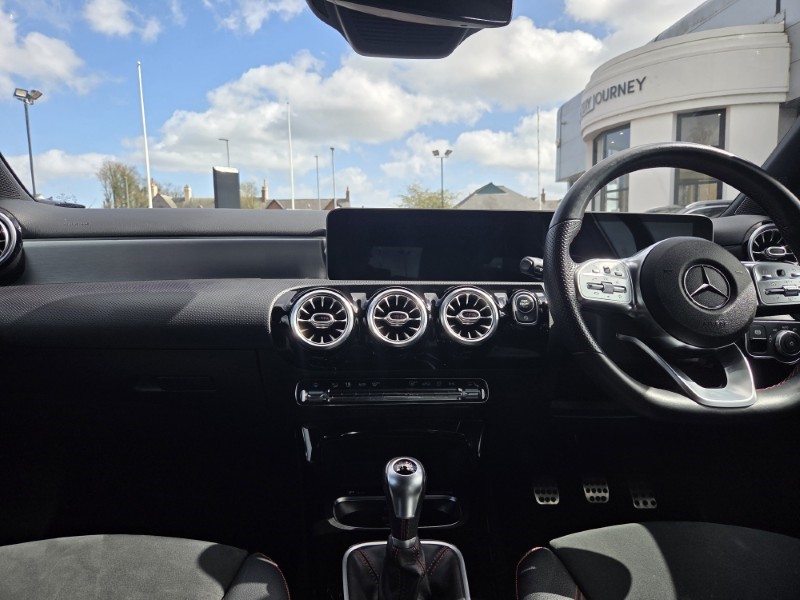 2020 (20) MERCEDES-BENZ A CLASS A200 AMG Line Premium 5dr 5280928