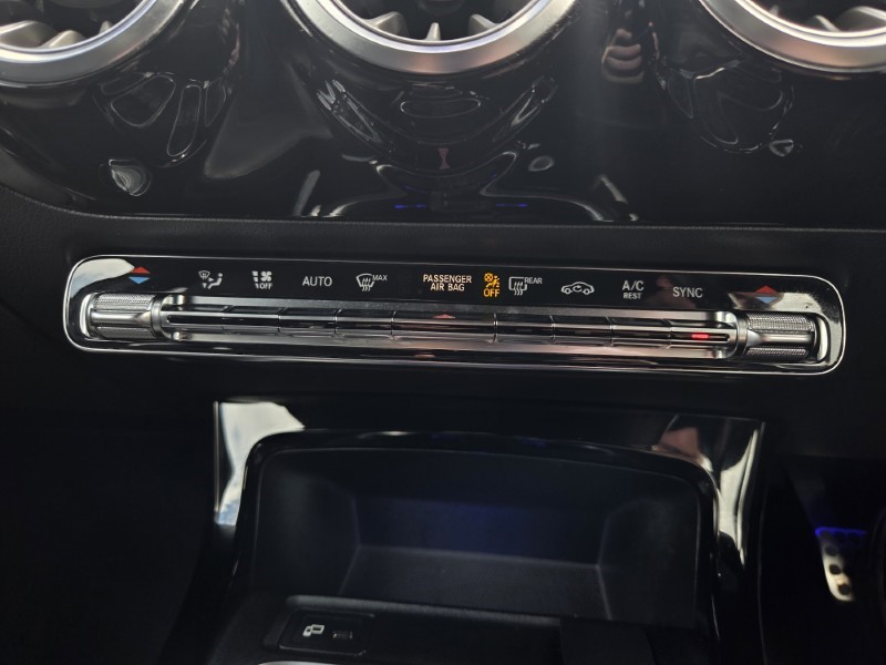 2020 (20) MERCEDES-BENZ A CLASS A200 AMG Line Premium 5dr 5280944