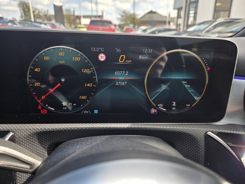 2020 (20) MERCEDES-BENZ A CLASS A200 AMG Line Premium 5dr 5280959