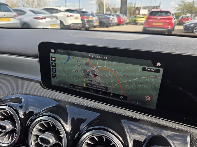 2020 (20) MERCEDES-BENZ A CLASS A200 AMG Line Premium 5dr 5280948