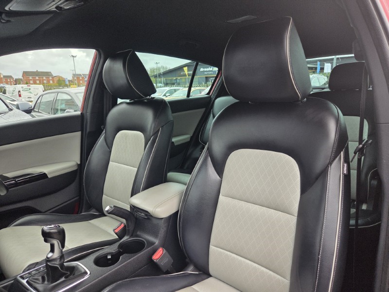 2017 (67) KIA SPORTAGE 1.6T GDi GT-Line 5dr [AWD] 5279866