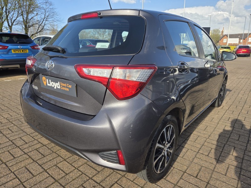 2017 (67) TOYOTA YARIS 1.5 VVT-i Icon Tech 5dr 5286303