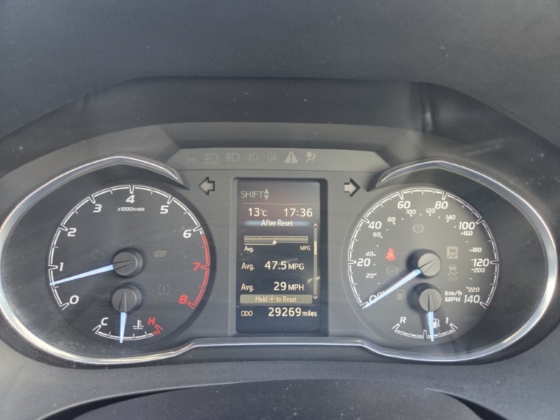 2017 (67) TOYOTA YARIS 1.5 VVT-i Icon Tech 5dr 5286330