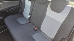 2017 (67) TOYOTA YARIS 1.5 VVT-i Icon Tech 5dr 5286310