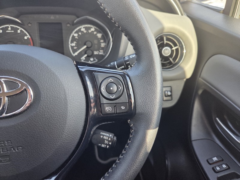 2017 (67) TOYOTA YARIS 1.5 VVT-i Icon Tech 5dr 5286320