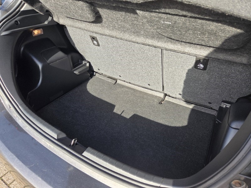 2017 (67) TOYOTA YARIS 1.5 VVT-i Icon Tech 5dr 5286305