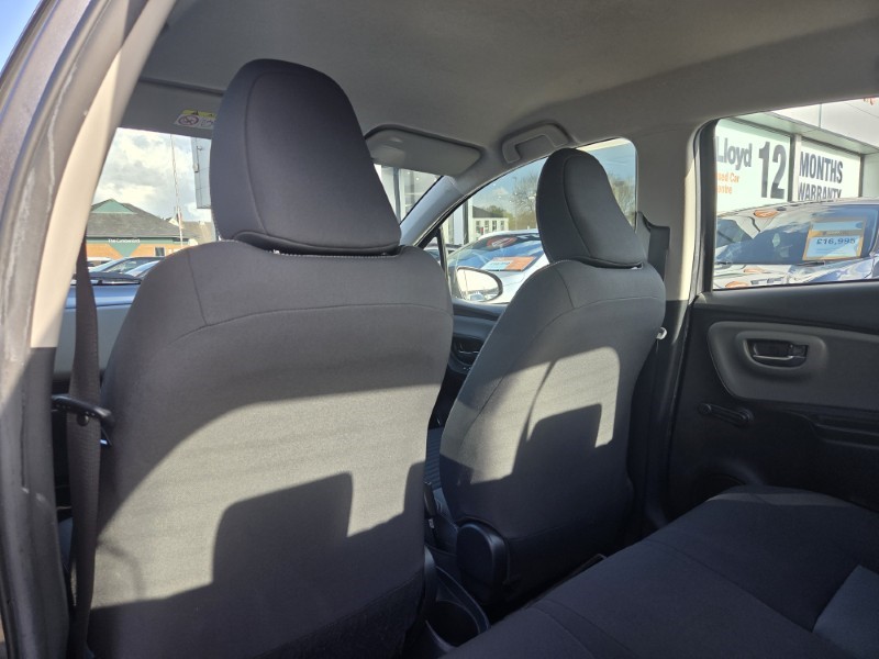 2017 (67) TOYOTA YARIS 1.5 VVT-i Icon Tech 5dr 5286307